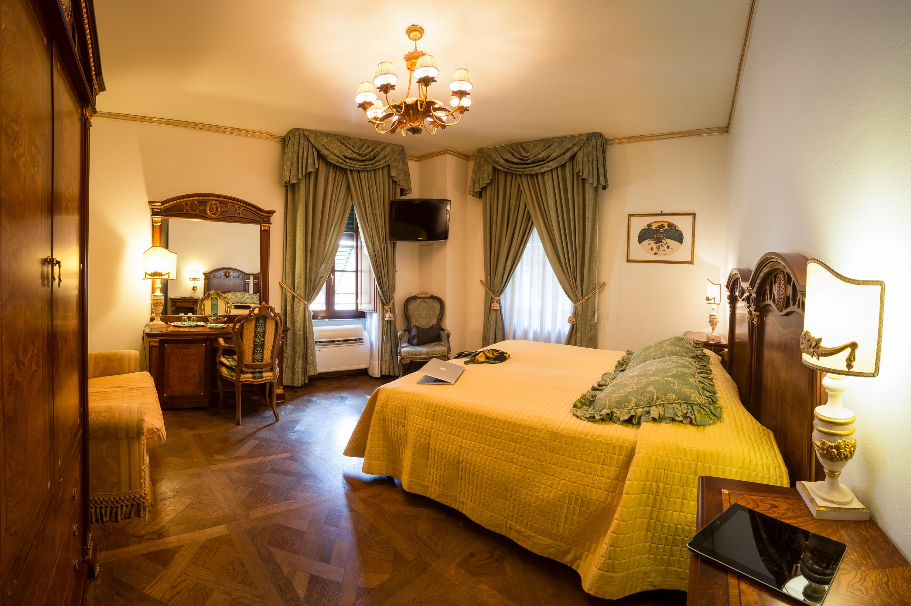 Palazzo Alexander Hotel 4*
