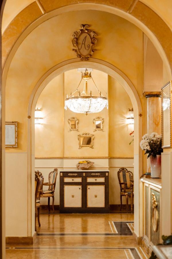 Palazzo Alexander Hotel 4*
