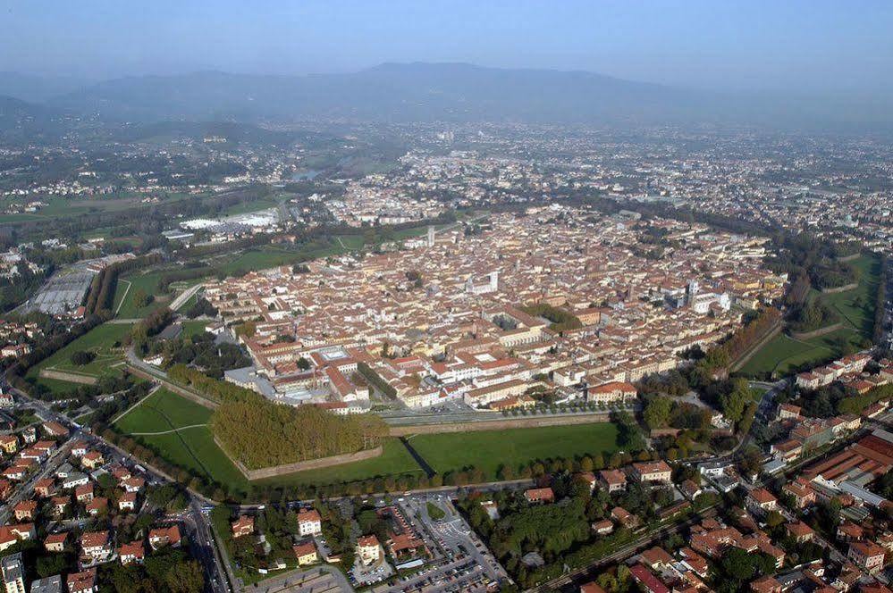Palazzo Alexander Lucca