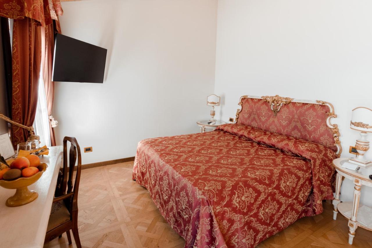 Palazzo Alexander Hotel Lucca