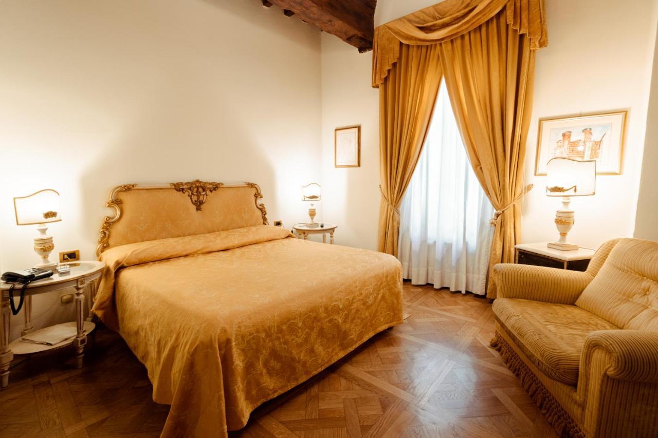 Hotel Palazzo Alexander Lucca