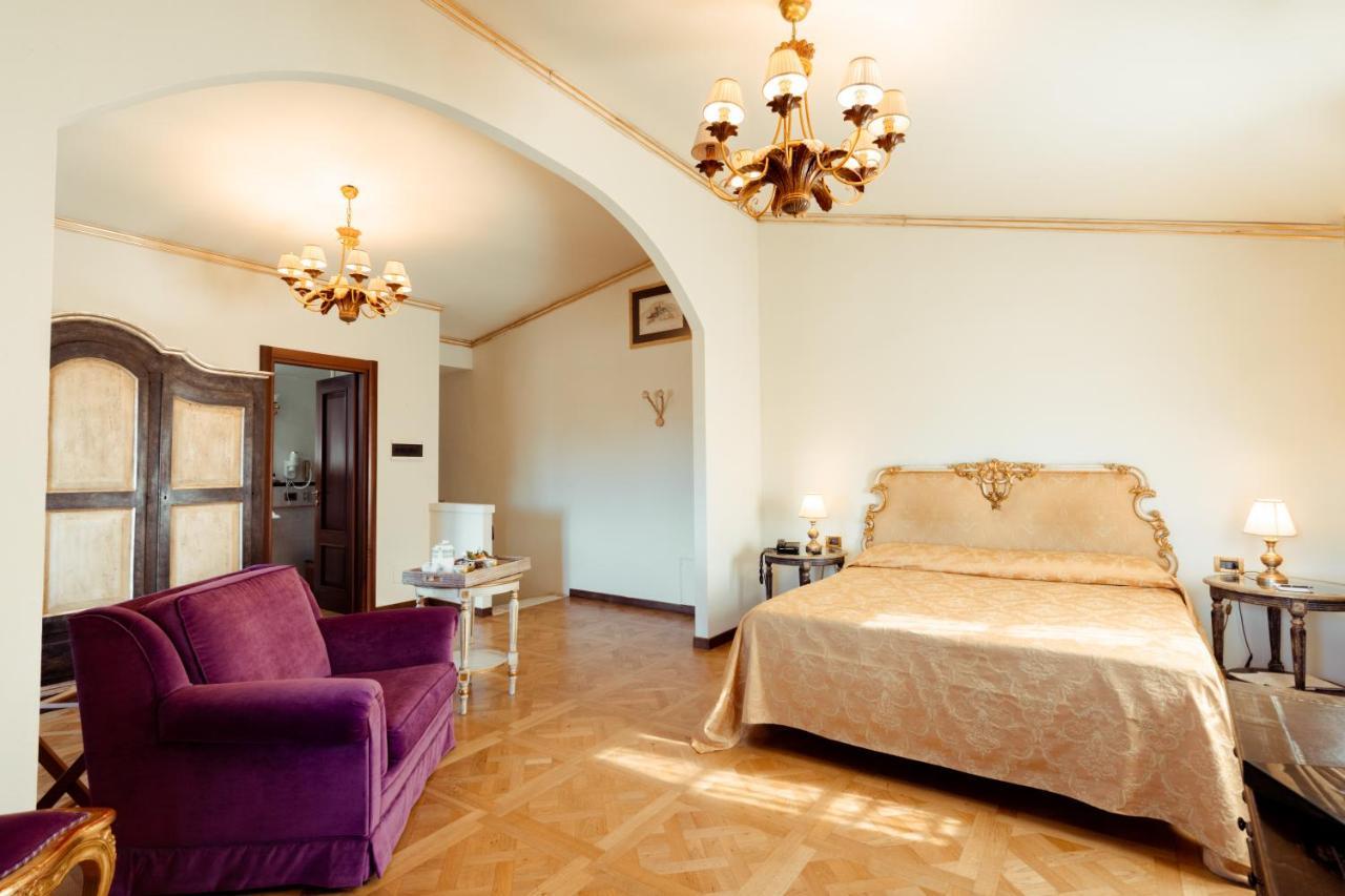 Palazzo Alexander Lucca